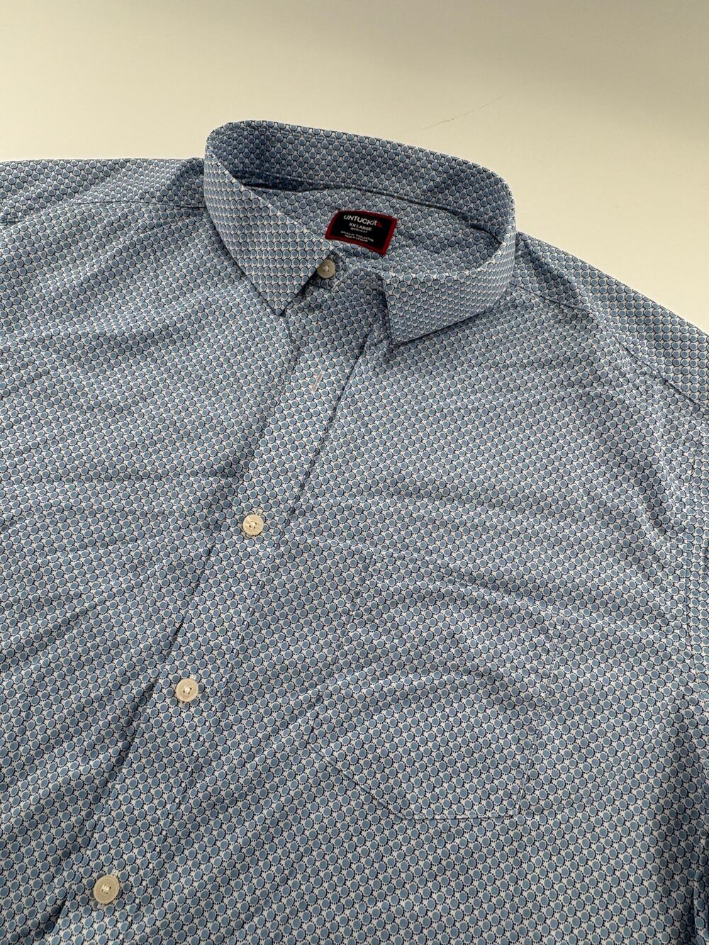UNTUCKit Men's XXL Short Sleeve Button Down Shirt Blue White Geometric Dot Print